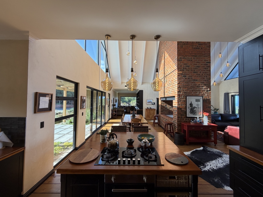 4 Bedroom Property for Sale in Hansmoeskraal A H Western Cape